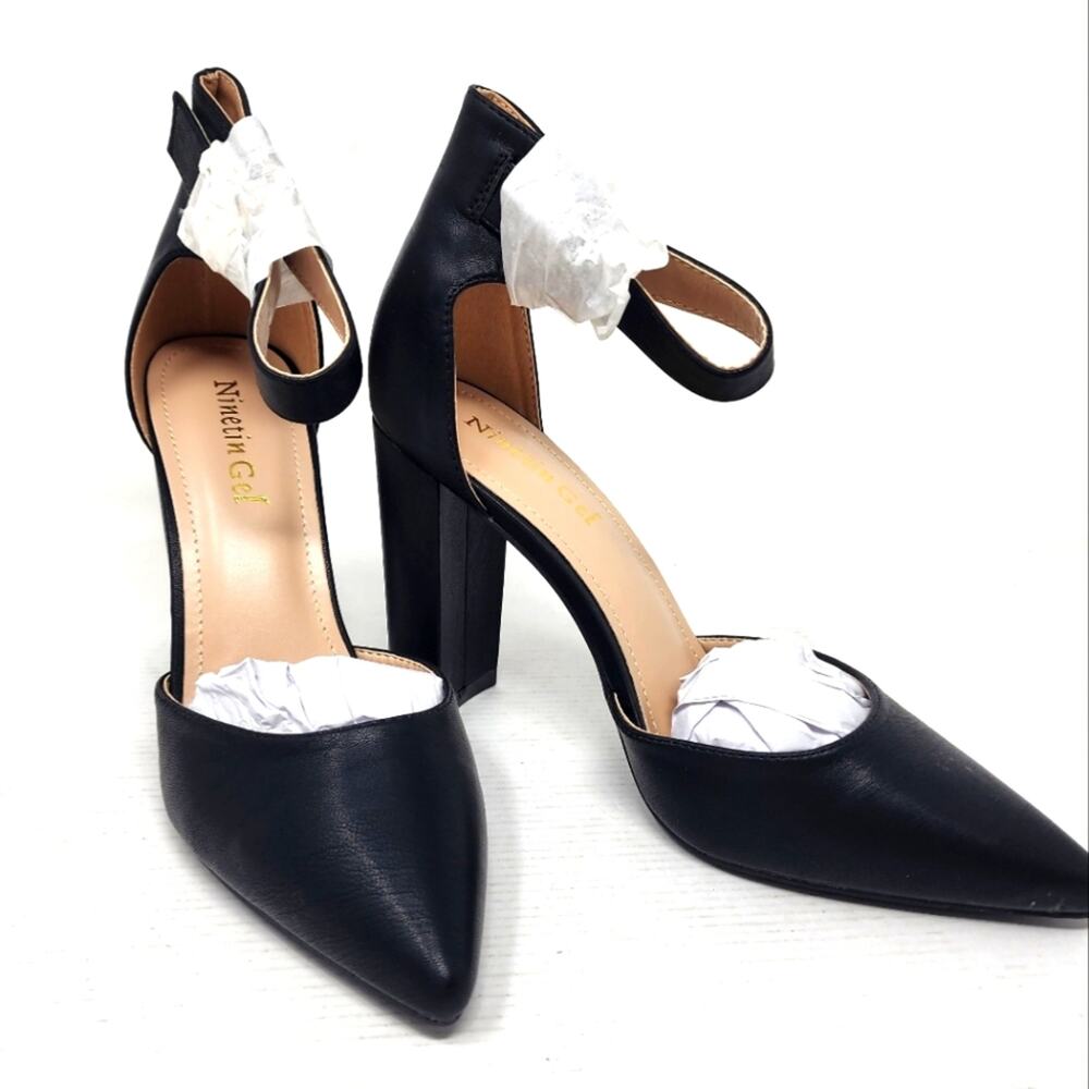 New Black Chunky Heel Shoes Pointed Toe Heels Ankle Strap‎ 4 Inch Heel Size 8.5